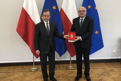 Среща на посланик Емил Ялнъзов с председателя на полския Сенат Томаш Гродзки, във връзка с предстоящо отпътуване от страната
